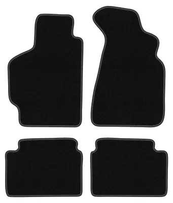 Obrázok produktu pre Velúrové autokoberce pre: Toyota Celica V 1989-1993 (kabriolet/kupé/liftback) – sada 4 ks, čierne, na mieru – Wielganizator BASIC