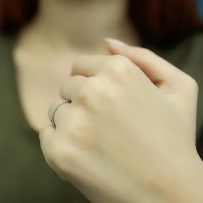 Produktbild von 0,62 Carat Diamant rundum Memoire Ring 14 Karat Weißgold - 48 (15,30 mm)