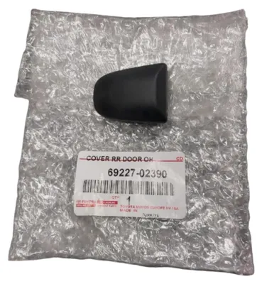 Obrázok produktu pre TOYOTA Corolla Yaris Kryt klapky pravých zadných dverí 69227-02390 OE