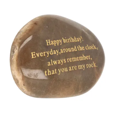 Image de Rocher gravé,Rocher gravé pour anniversaire,Presse-papier gravé pour rocher,Cadeau d'anniversaire gravé pour rocher,Rocher gravé avec mots,Pierre de félicitations pour anniversaire