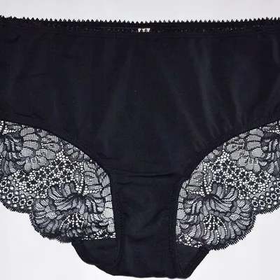 Produktbild von Triumph Light Essentials Rich Lace Hipster, Farbe: Black 04/0004, Größe: 36 Hipster