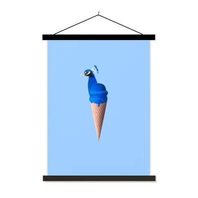 Produktbild von MuchoWow® Textilposter Pfau - Eistüte - Eiscreme - Blau - Vogel 40x53 cm mit schwarzem Rahmen - Abbildung