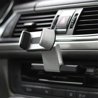 Immagine prodotto di Supporto universale da auto per smartphone fino a 6 pollici, con rotazione a 360 gradi e vano per CD