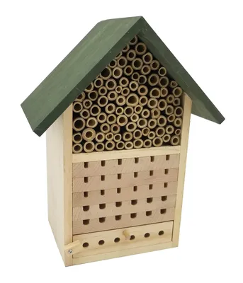 Produktbild von Dehner Natura Insektenhotel Locarno, ca. 22.5 x 29 x 14 cm, Kiefernholz/Bambus, grün/natur