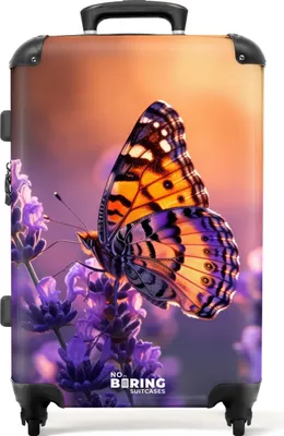 Produktbild von NoBoringSuitcases.com® Großer Koffer - Schmetterling auf lila Lavendel - Kombinationsschloss TSA - Hartschalen Trolley 4 Rollen - 72 liter - Reisekoffer - 66 cmKoffer Mittelgroß 67x43x25 cm, 72L,