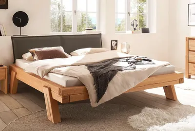 Produktbild von Balkenbett 'Dora I' 180x200cm Kiefer massiv eichefarbig honig gebeizt