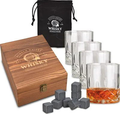 Produktbild von 1.05 Whisky Steine 8er Set aus Basalt mit 4 Gläsern und Samtbeutel in Holzbox