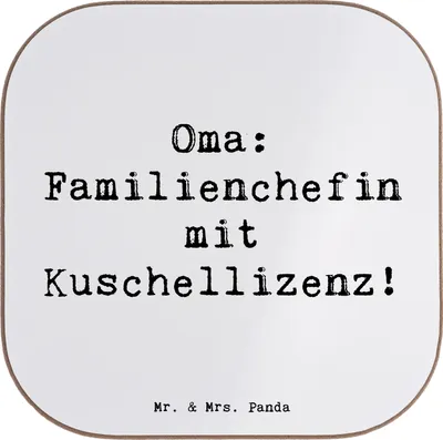Produktbild von Mr. & Mrs. Panda Bierdeckel Personalisiert Oma Familienchefin - Weiß - Geschenk, Omi, Personalisierter, Liebe, PErsonalisierte, handgemacht, Untersetzer, Geborgenheit
