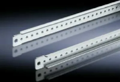 Produktbild von Rittal Türsteg PS/ES/TS VE=20 TS 4596000 f.600mm Türbreite
