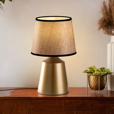 Produktbild von Opviq, Hochwertige Tischlampe (Elterncode) - Metallkörper, Gold/Beige, 28x28x49 cm