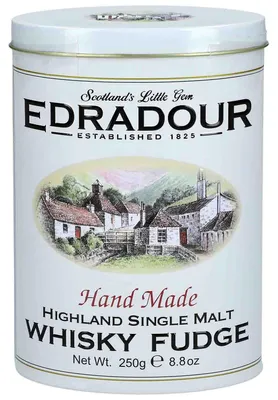 Image de Gardiner's of Scotland : Fudge au whisky Edradour. Bonbons caramélisés au whisky, fabriqués à la main, 250 grammes