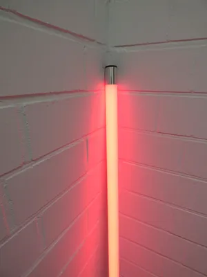 Produktbild von 6726 LED Leuchtstab Satiniert 0,63m Lang 1000Lumen IP20 Innen Rot