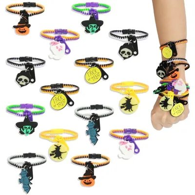 Image de Bracelets à fermeture éclair sur le thème d'Halloween, lot de 14 pièces, avec pendentifs fantômes, citrouilles et sorcières, pour enfants, idéal pour les fêtes et les cadeaux