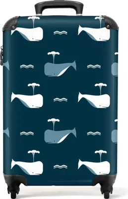 Produktbild von NoBoringSuitcases.com® Koffer Handgepäck Trolley Rollkoffer Kleine Reisekoffer mit 4 Rollen - Wale - Meerestiere - Blau - Muster - Cabin Size < 55x40x23 cm & 55x40x20 cm - Fotokoffer - Kabinenkoffer - BoardgepäckHandgepäck Koffer 55x35x20 cm, 36L,
