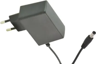 Imagen del producto de Fuente de alimentación de 5V/3A, 15W, con conector CEE 7/16 y conector de 2.1x5.5mm