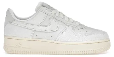 Produktbild von Nike Air Force 1 Low '07 Sail Pony Hair (Women's) - EU 37.5