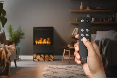 Produktbild von Planika - Dampfender Wasserdampfkamin mit realistischem Flammeneffekt und Optimyst-Technologie, Fernbedienung, modernes Design