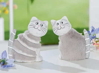 Zdjęcie produktu dla Figurka kota, "Funny", ceramika, biała, wymiary: długość 5,5 cm, szerokość 11 cm, wysokość 12,5 cm. Numer katalogowy: 58373. Kod produktu: 4063387583739. Zestaw 2 sztuk (sortowany)