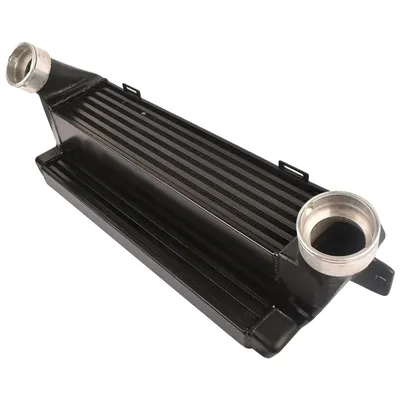 Produktbild von Intercooler, Hochwertiges Aluminium, 600mm x 300mm x 150mm, Kompatibilität: Leistungsfahrzeuge 325d/330d/335d E90/91/92/93 (2005-2013), Verbessert die Luftansaug-Effizienz, Direkte Passform-Design