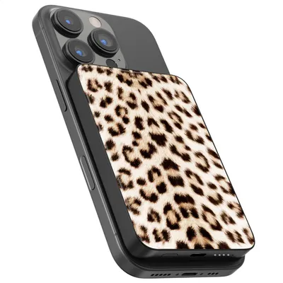 Productafbeelding van Selencia Vivid Powerbank 5.000 mAh - Draadloze Powerbank - Geschikt voor MagSafe en Qi - Black / Wild Leo