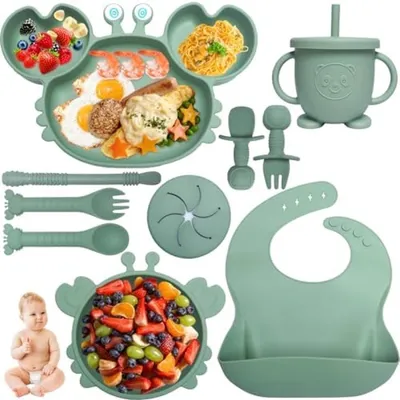 Produktbild von PolkaHome® Babyfütter-Set, 10-teiliges Set mit Antirutsch-Saugnapf, Teller, Schüssel, Lätzchen, Besteckset für Kinder, BPA-frei (grün)
