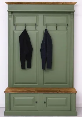 Produktbild von Casa Padrino Landhausstil Massivholz Garderobenschrank Grün / Braun 140 x 41 x H. 210 cm - Wand Garderobe - Flur Schrank - Flurmöbel - Garderobenmöbel - Landhausstil Möbel