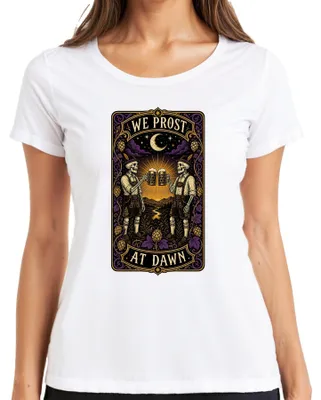Productafbeelding van We Prost At Dawn: Skeletmotief, lederen broek, bier, traditionele kleding, dames T-shirt, wit, maat S