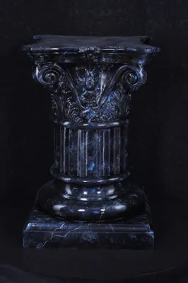 Produktbild von Säule Mäander Style Beistelltisch Marmoriert Dekosäule 55cm Griechische Antik Retro Rokoko Säule Barock Blumenständer Podest Handbemalt