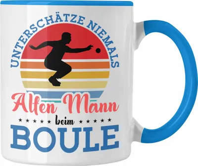 Produktbild von Trendation - Boule Tasse für Boule-Spieler als Geschenkidee Spruch Unterschätze Niemals Einen Alten Mann Beim Boule (Blau)