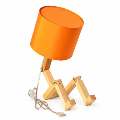 Image de Lampe de table ROBOTEX, douille E27, figurine en bois réglable avec abat-jour en tissu orange et interrupteur sur le câble, Image générée par une IA