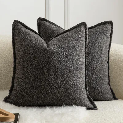 Obrázok produktu pre Sada dvoch dekoratívnych obliečok na vankúše, materiál: boucle, tmavosivá farba, rozmer 50x50 cm
