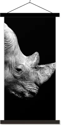 Produktbild von MuchoWow® Textilposter Portrait Nashorn auf schwarzem Hintergrund 40x80 cm mit schwarzem Rahmen - Wandemalerei