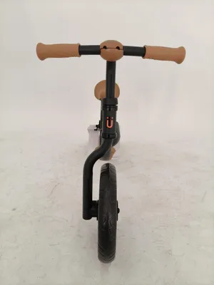 Kinder-Laufrad, 4,8 kg, Sitzhöhe 36–40 cm, aufblasbare Reifen