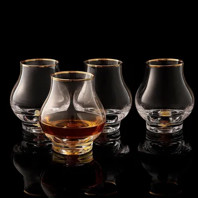 Productafbeelding van Whiskyglazen, set van 4, 205 ml, met 24-karaats bladgoudvlokken. Snifterglazen voor brandy, BPA-vrij, loodvrij