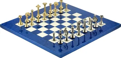 Produktbild von Futuristisches Schachset mit italienischen Schachfiguren und Spielbrett aus Madronaholz in Weiß/Blau, 42 cm
