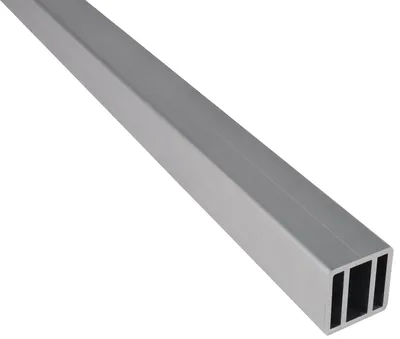 Produktbild von Riggatec Alu-Profilrohr Vierkant gerundet mit Zwischenstegen 13 mm 50x50x4mm Länge 1,5 m