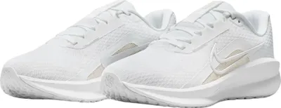 Image de NIKE DOWNSHIFTER 13 blanc
