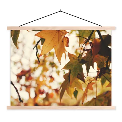 Produktbild von MuchoWow® Textilposter Natur - Herbstblätter - Rustikal 120x90 cm mit holzfarbenen Rahmen - Magnetisch