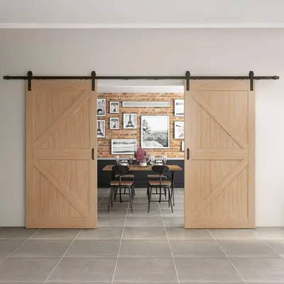 Produktbild von inova Doppelflügelige Holzschiebetür 2050 x 2150 mm, Scheunentor Eiche, Komplettset mit schwarzem Beschlag, Softclose beidseitig