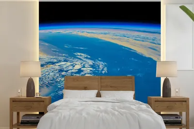Produktbild von MuchoWow® Fototapete für Wohnzimmer oder Schlafzimmer Wandtapete Vinyl Motivtapete Erde - Weltraum - Luft - 240x240 cm - Schlafzimmer-Tapete