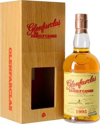 Produktbild von Glenfarclas The Family Casks 1995/2021 Whisky 57,6% Vol. 0,7l in Geschenkbox aus Holz