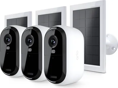 Produktbild von ARLO ESSENTIAL 2 2K Outdoor Camera 3pack W/3 Solar Panel Bundle