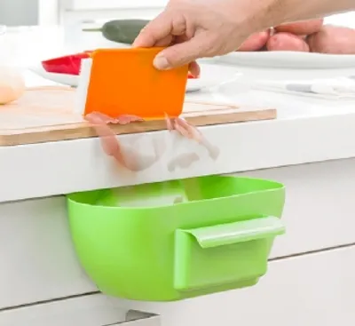 Immagine prodotto di Contenitore per rifiuti da appendere, InnovaGoods