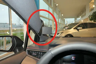 Produktbild von Brodit ProClip Fahrzeughalter 805578 - Linksbefestigung - Suzuki Swace 21-24, Toyota Corolla 19-24, Suzuki Swace 21-23 und weitere