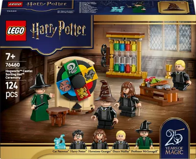 Productafbeelding van LEGO Harry Potter: Kasteel Zweinstein - Selectiec ceremonie met de Sprekende Hoed - Minifiguren van Patronus, Hermelien en Draco Malfidus met toverstokken, een spinnenweb - Cadeau voor kinderen vanaf 7 jaar - 76460