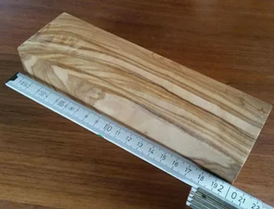 Produktbild von DIY – Olivenholz Kantel (ca. 6 x 6 x 20 cm) zum Drechseln etc.
