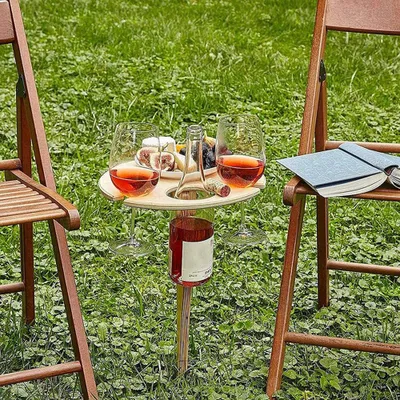 Produktbild von Tragbarer, klappbarer Weintisch aus Holz mit Weinglashalter für Strand, Garten, Picknick und Party, 20 x 30 cm