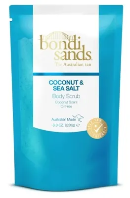 Produktbild von Bondi Sands Coconut & Sea Salt Body Scrub, Körperpeeling, Frauen, normale Haut, Exfoliation, Glättend, Nachfüllbeutel, SODIUM CHLORIDE, QUARTZ, AQUA (WATER), COCOS NUCIFERA (COCONUT) FRUIT, JUGLANS REGIA (WALNUT)...