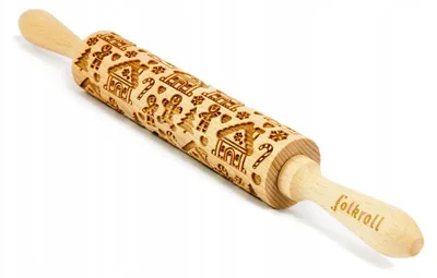 Obrázek produktu pro Folkroll Váleček na těsto gravírovaný dřevěný vzor domečku