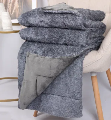 Produktbild von Betz Luxus Kuscheldecke Wohndecke XXL TURIN 150 cm x 200 cm Farbe - grau